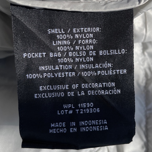 Vest - Picture 2 of 3